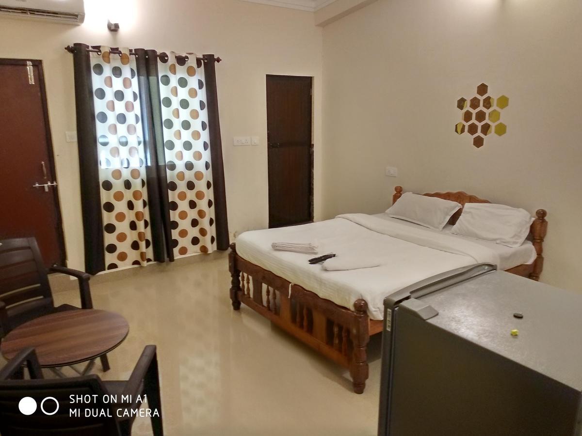 Candolim Beach Place 外观 照片