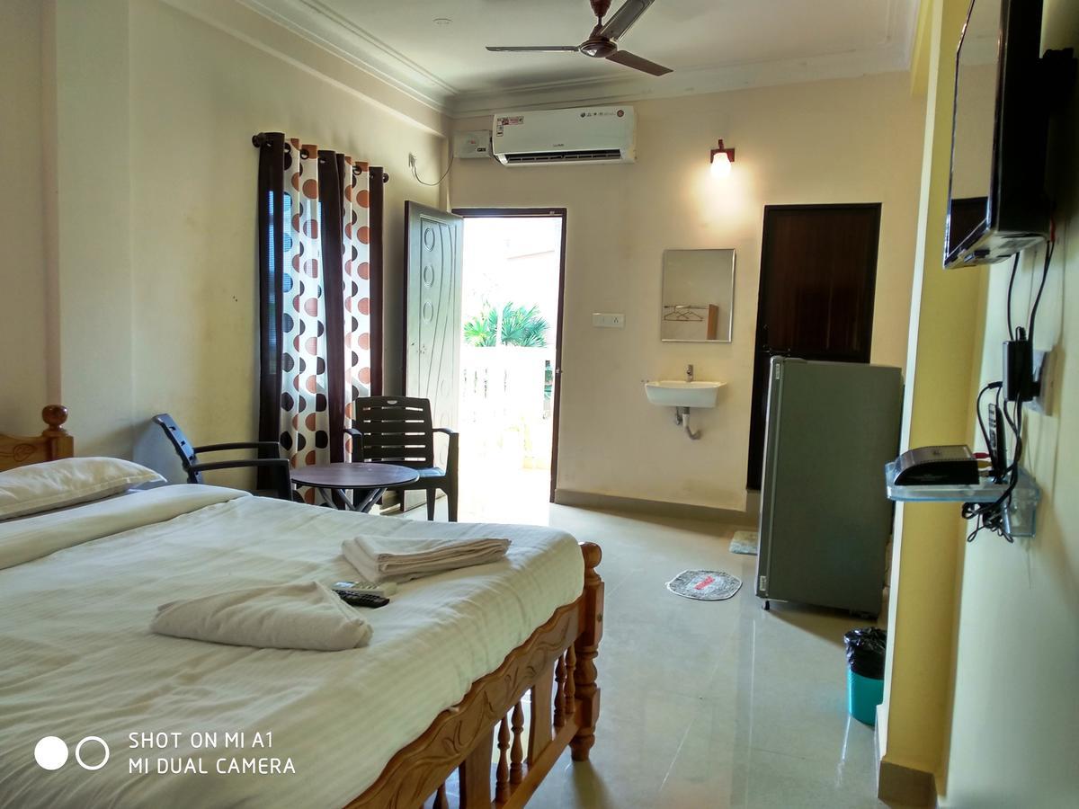 Candolim Beach Place 外观 照片